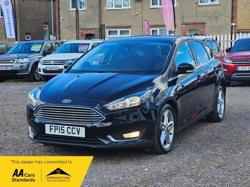 Used Ford Focus 2015 for sale - 76032052: Photo 3