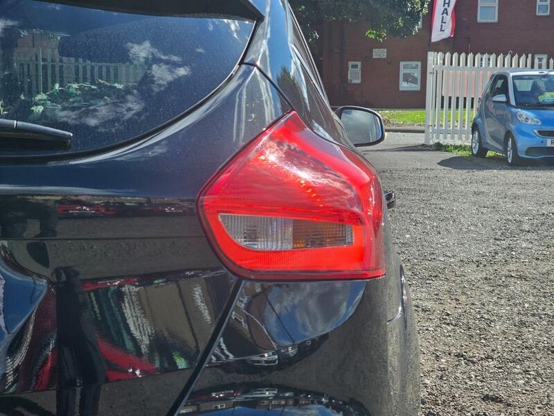 Used Ford Focus 2015 for sale - 76032052: Photo 31