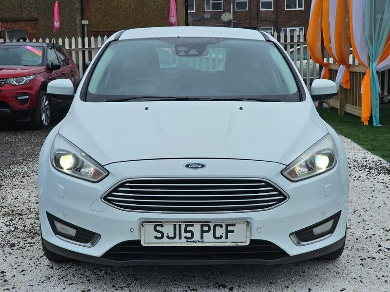 Used Ford Focus 2015 for sale - 78046733: Photo 2