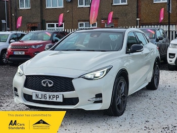 Used Infiniti Q30 2016 for sale - 77396101: Photo