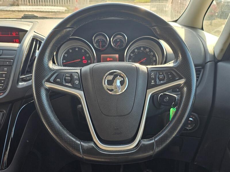 Used Vauxhall Zafira Tourer 2015 for sale - 75906316: Photo 15
