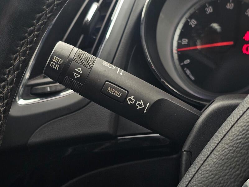 Used Vauxhall Zafira Tourer 2015 for sale - 75906316: Photo 20