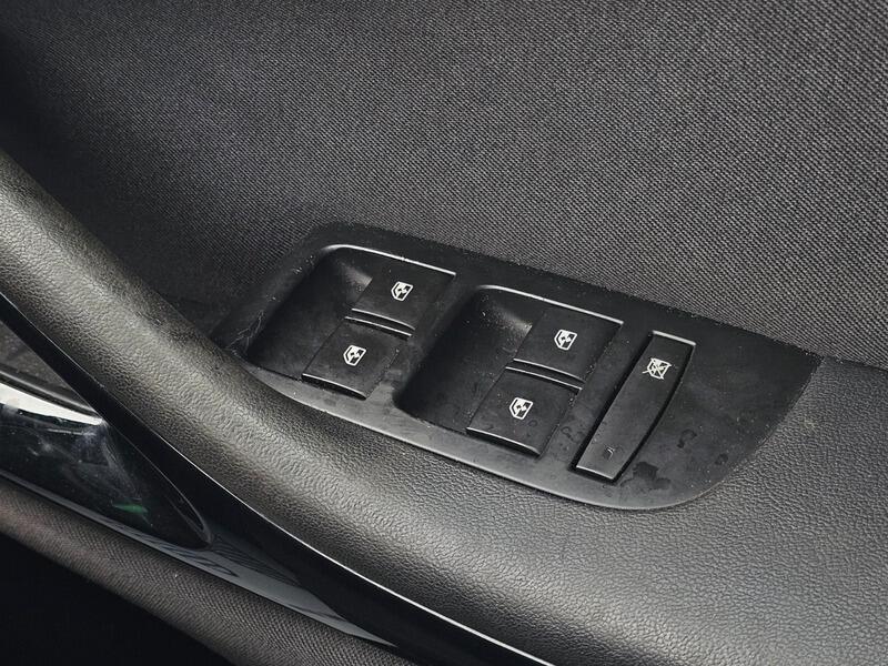 Used Vauxhall Zafira Tourer 2015 for sale - 75906316: Photo 23