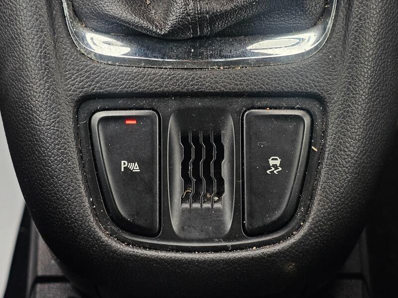 Used Vauxhall Zafira Tourer 2015 for sale - 75906316: Photo 28