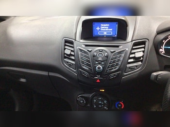 Used Ford Fiesta 2017 for sale - 77040418: Photo