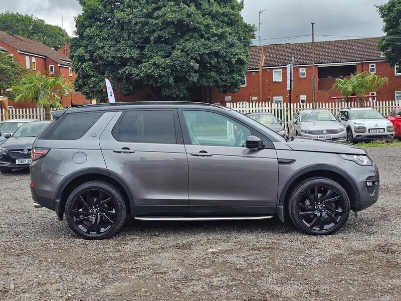 Used Land Rover Discovery Sport 2016 for sale - 77898192: Photo 11