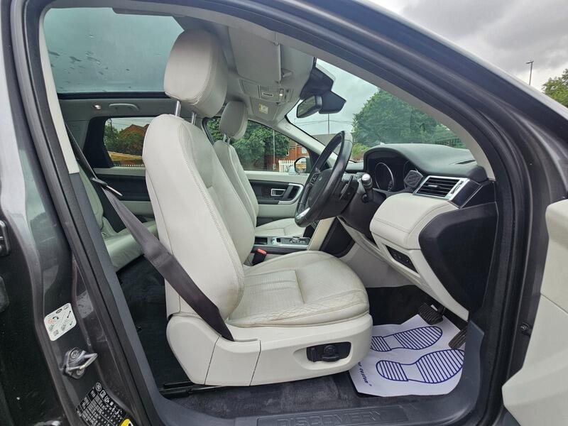 Used Land Rover Discovery Sport 2016 for sale - 77898192: Photo 12