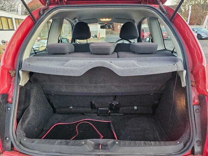 Used Nissan Micra 2010 for sale - 76701994: Photo 12