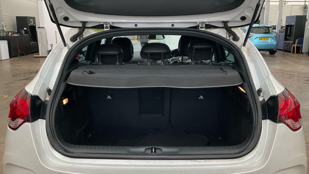 Used DS Automobiles DS 4 Crossback 2017 for sale - 76440835: Photo 10