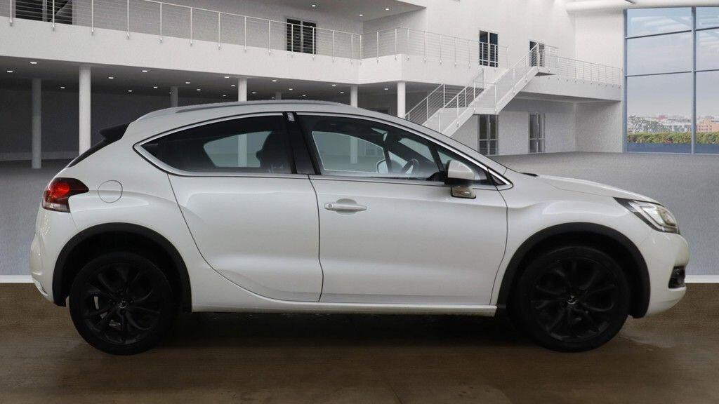 Used DS Automobiles DS 4 Crossback 2017 for sale - 76440835: Photo 8