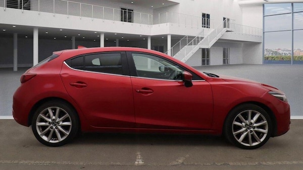 Used Mazda Mazda3 2017 for sale - 76240073: Photo 8