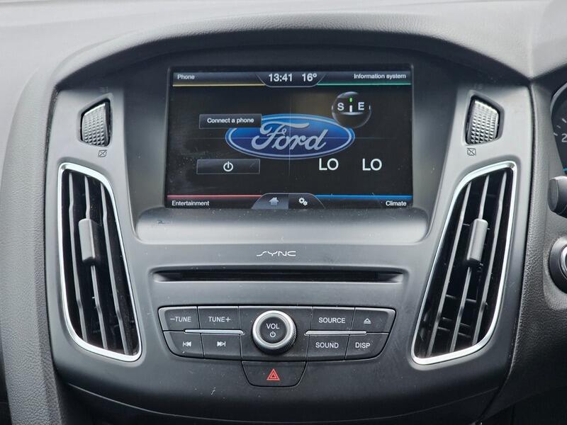 Used Ford Focus 2015 for sale - 76175323: Photo 14