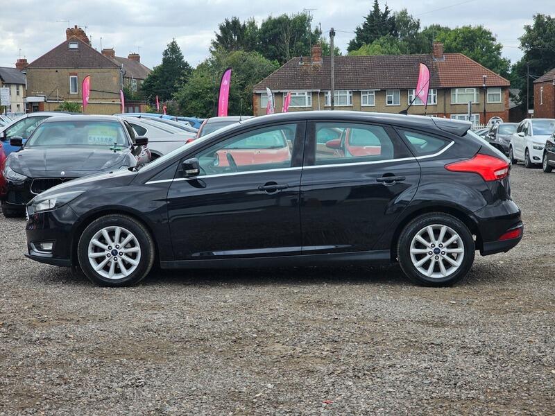 Used Ford Focus 2015 for sale - 76175323: Photo 7