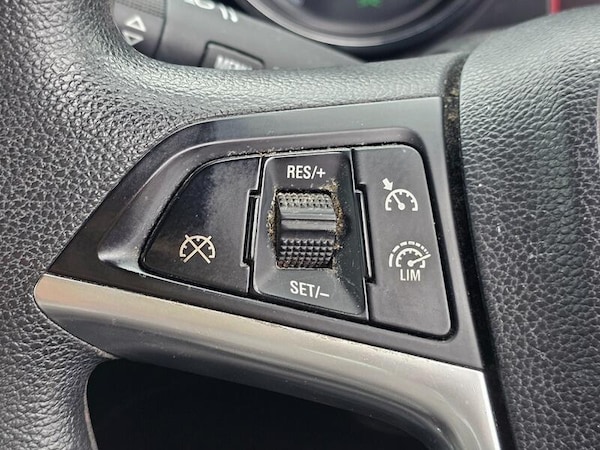 Used Vauxhall Zafira Tourer 2014 for sale - 75682323: Photo 13