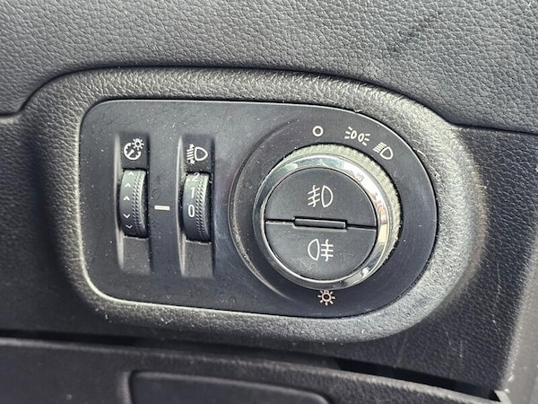Used Vauxhall Zafira Tourer 2014 for sale - 75682323: Photo 16