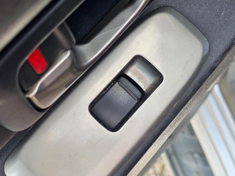 Used Mitsubishi Shogun 2005 for sale - 76759493: Photo 21