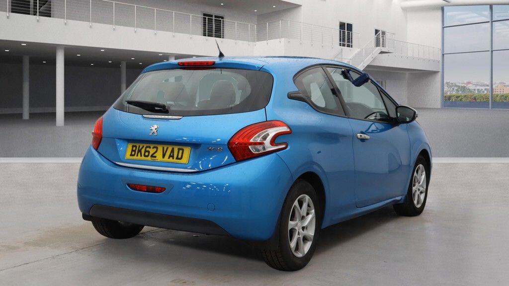 Used Peugeot 208 2012 for sale - 77352025: Photo 13