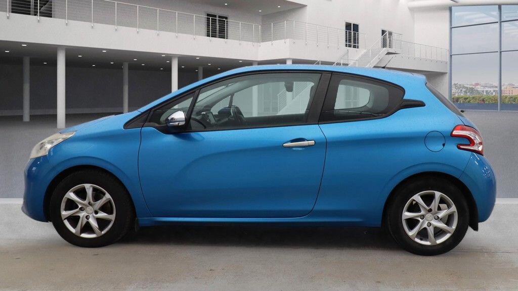 Used Peugeot 208 2012 for sale - 77352025: Photo 14