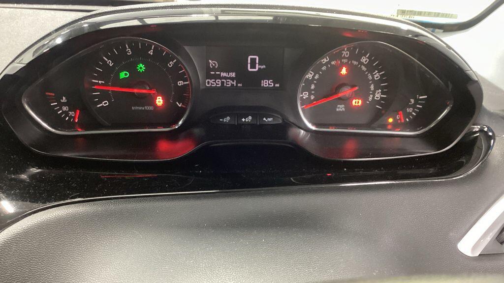 Used Peugeot 208 2012 for sale - 77352025: Photo 17