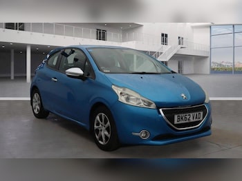 Used Peugeot 208 2012 for sale - 77352025: Photo
