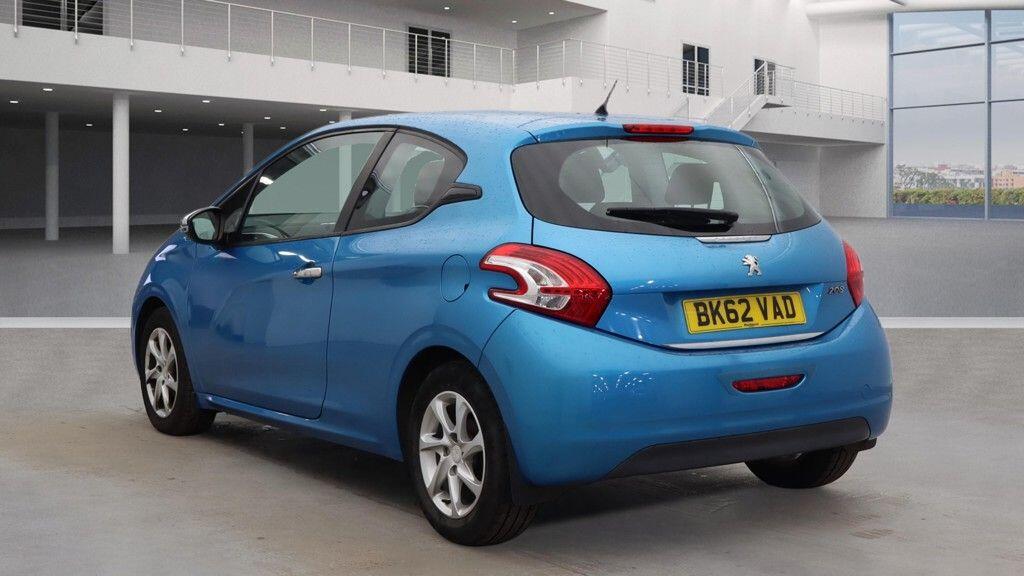 Used Peugeot 208 2012 for sale - 77352025: Photo 5