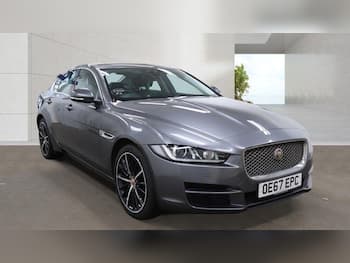 Used Jaguar XE 2017 for sale - 79726802: Photo