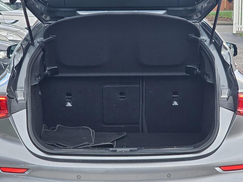 Used Infiniti Q30 2017 for sale - 77191726: Photo 33