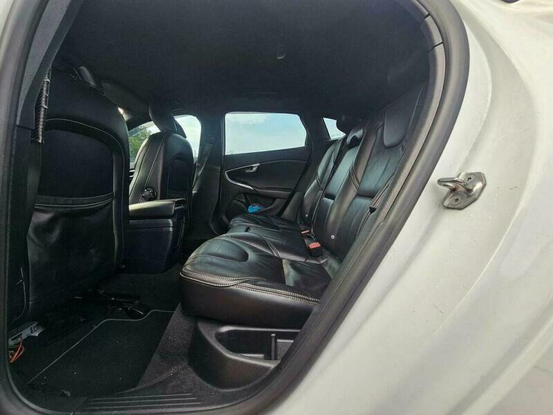 Used Volvo V40 2016 for sale - 77345092: Photo 13