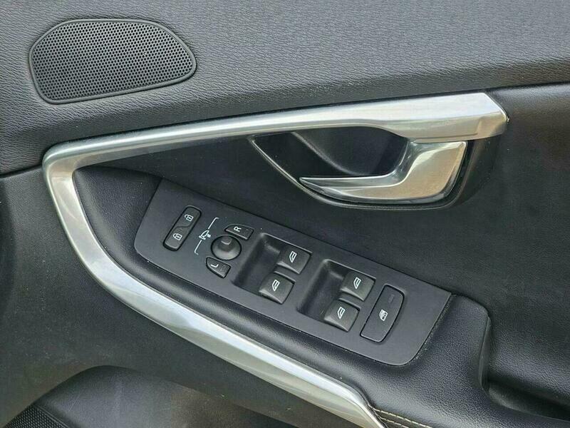 Used Volvo V40 2016 for sale - 77345092: Photo 27