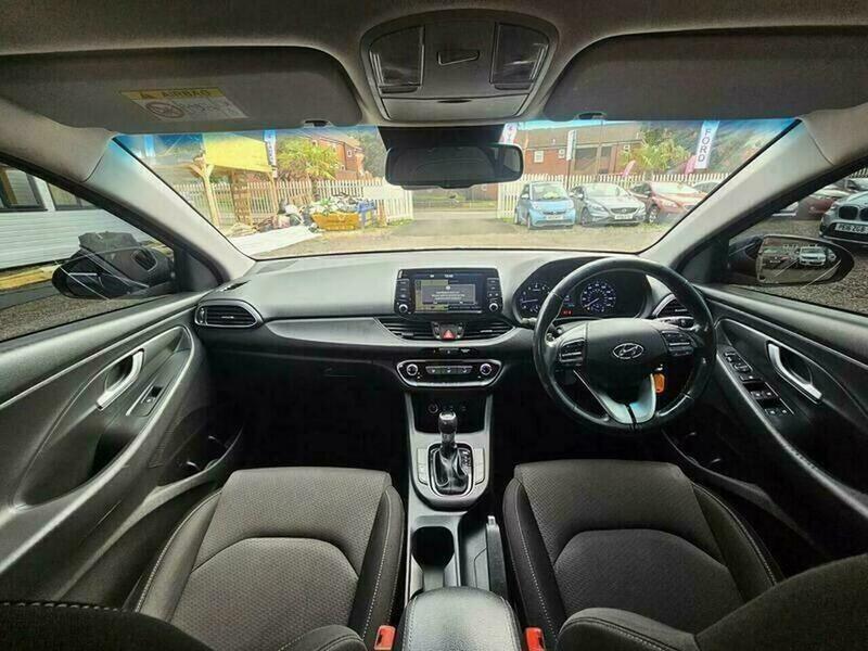 Used Hyundai i30 2018 for sale - 76446511: Photo 12