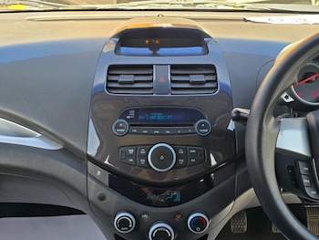 Used Chevrolet Spark 2011 for sale - 79093744: Photo
