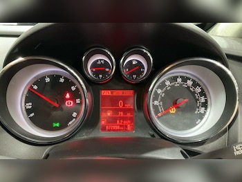 Used Vauxhall Astra GTC 2016 for sale - 76423420: Photo