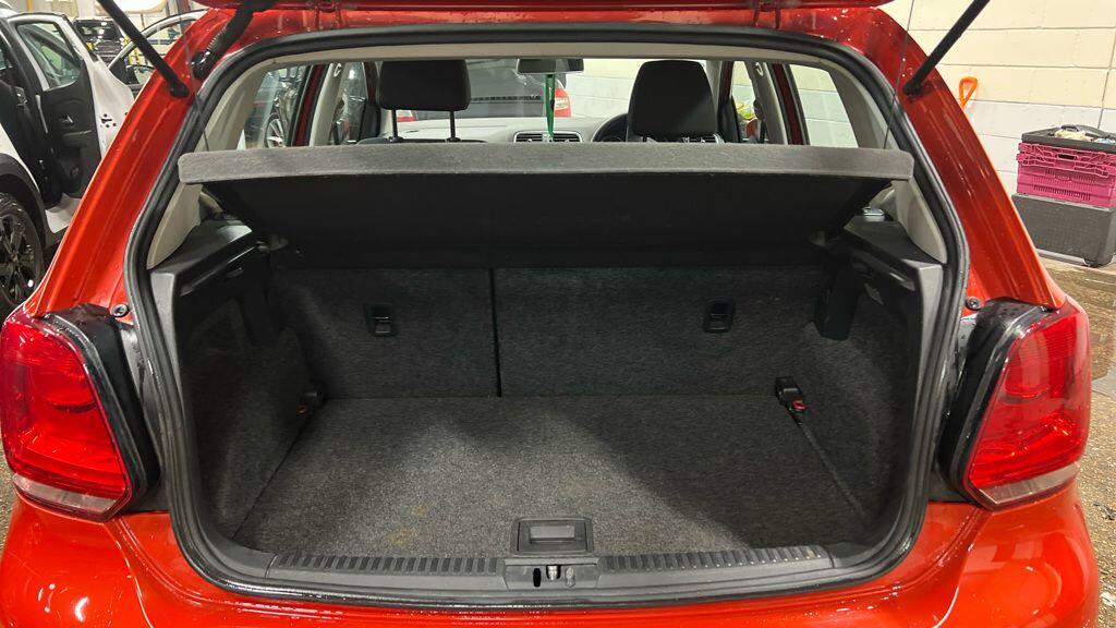 Used Volkswagen Polo 2011 for sale - 77345067: Photo 16