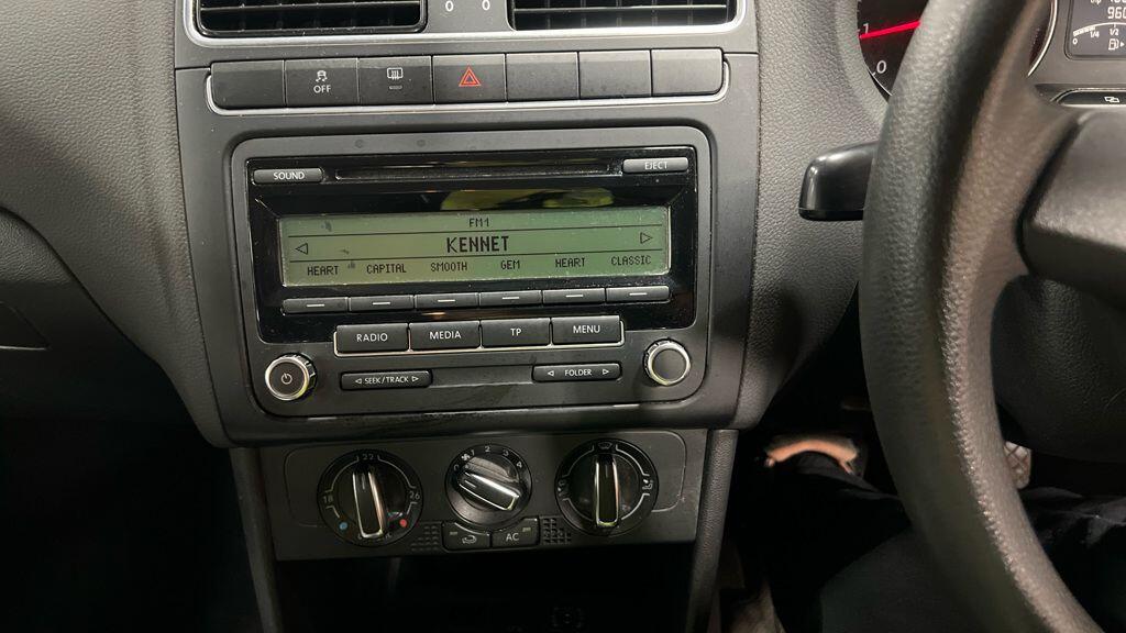 Used Volkswagen Polo 2011 for sale - 77345067: Photo 3