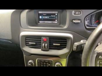 Used Volvo V40 2015 for sale - 75246053: Photo