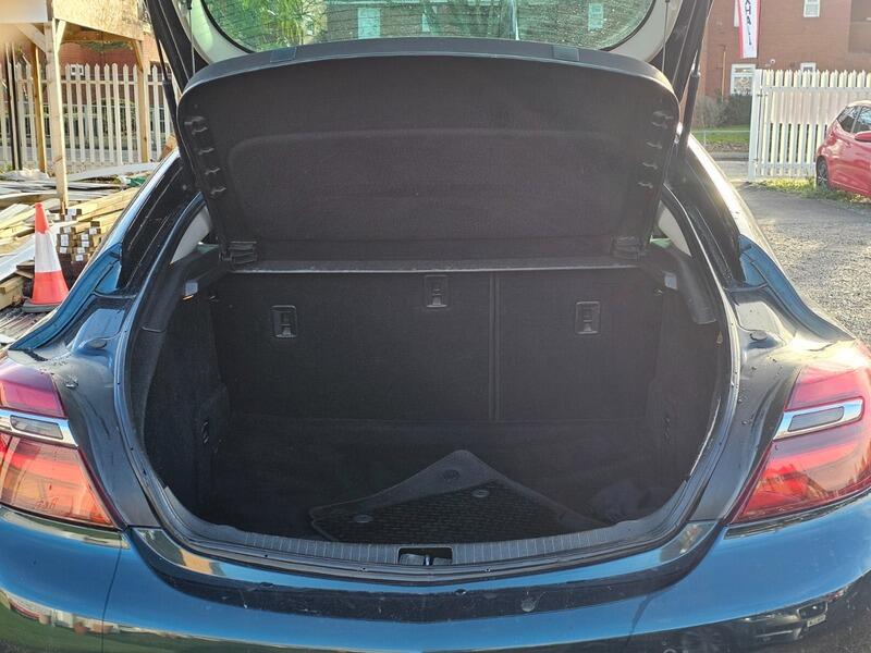 Used Vauxhall Insignia 2015 for sale - 76247280: Photo 11