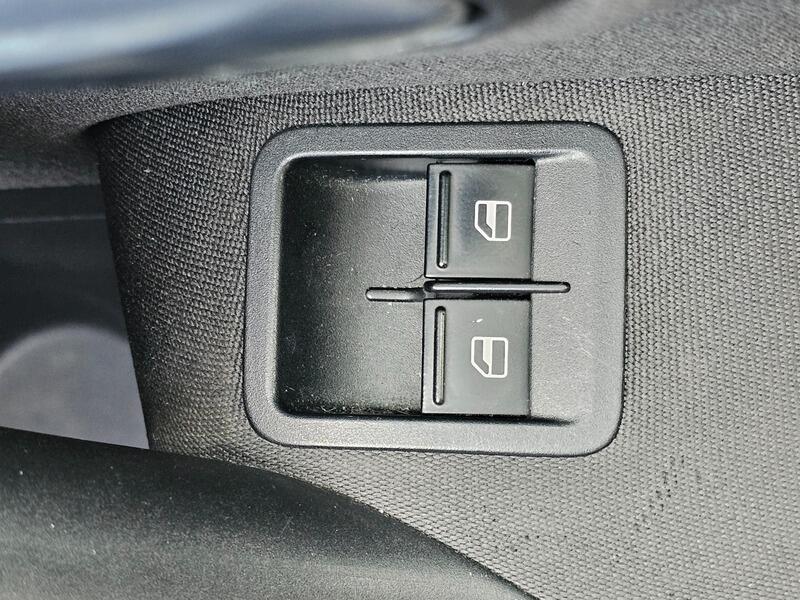 Used Volkswagen Polo 2014 for sale - 76238605: Photo 32