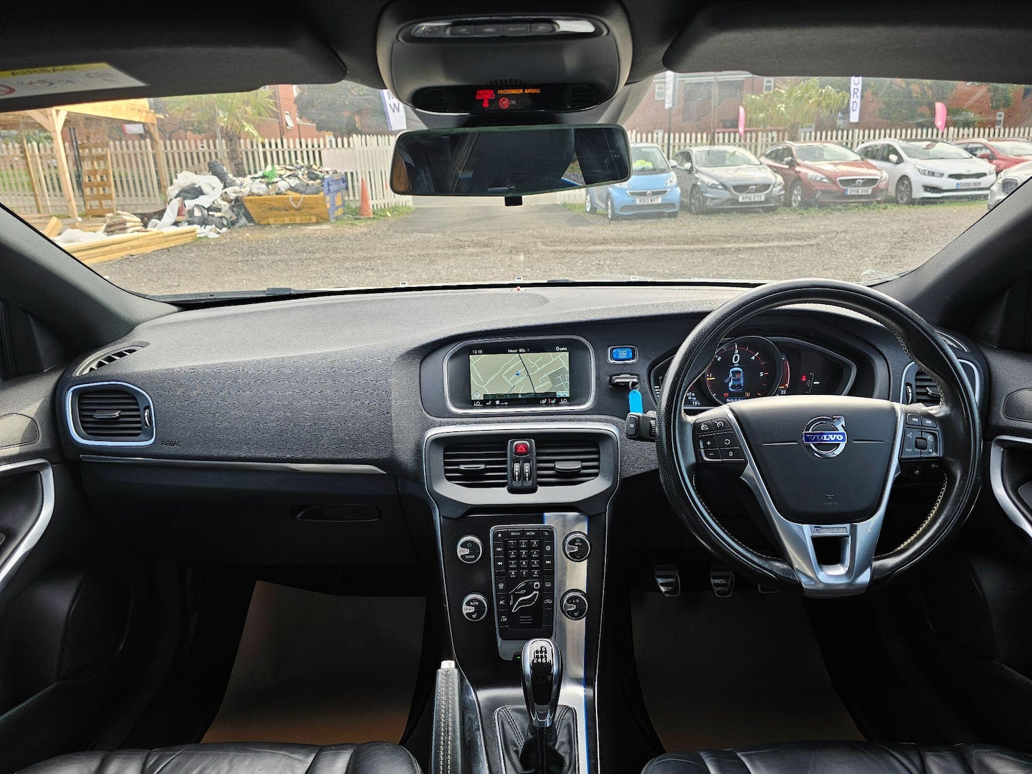Used Volvo V40 2016 for sale - 76152935: Photo 16