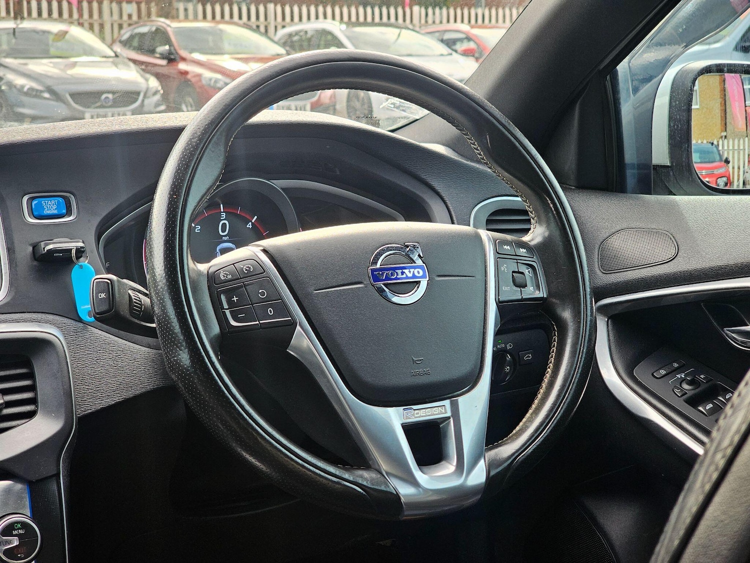 Used Volvo V40 2016 for sale - 76152935: Photo 22