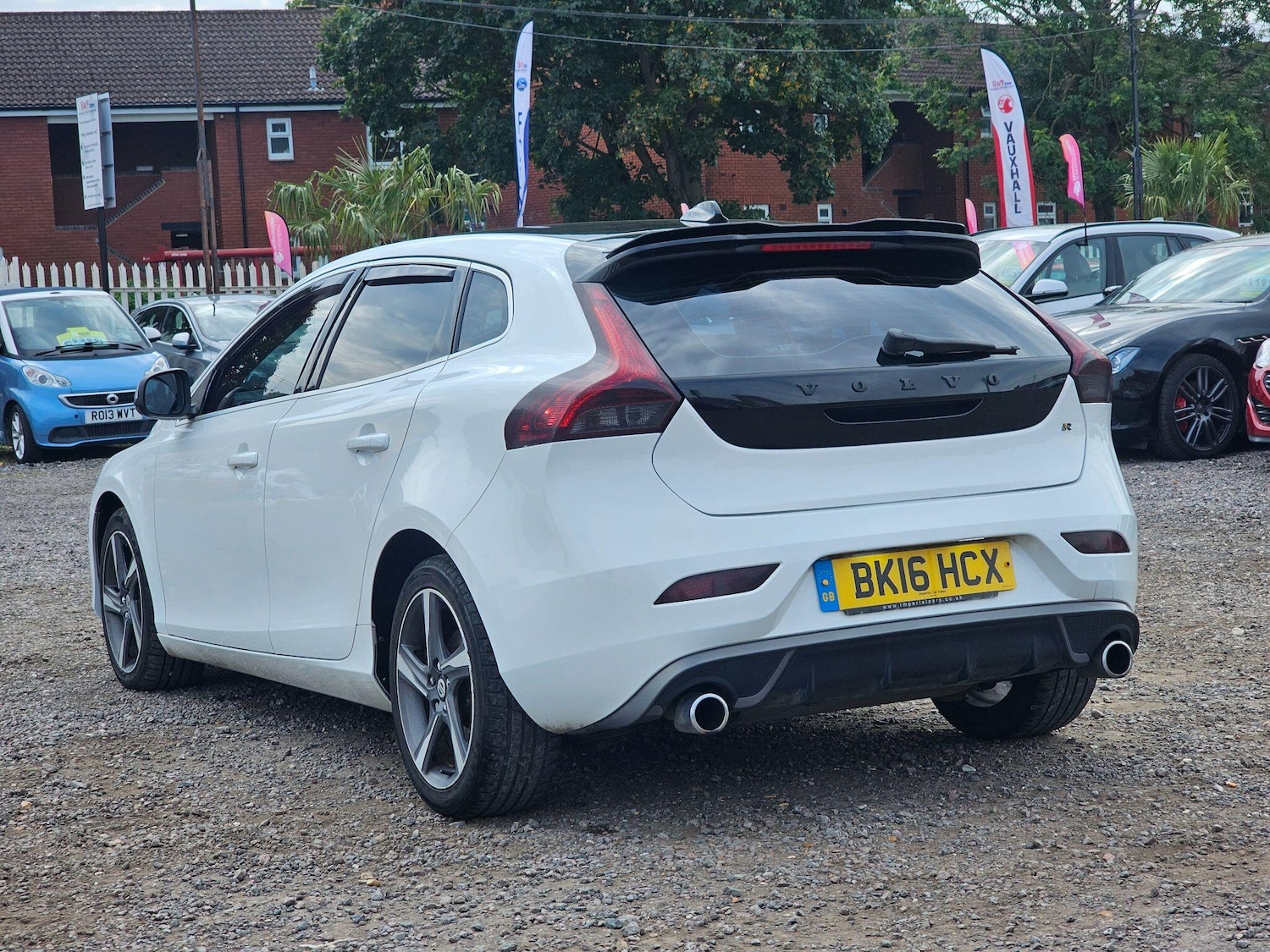 Used Volvo V40 2016 for sale - 76152935: Photo 7