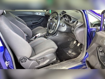 Used Ford Fiesta 2016 for sale - 78796080: Photo