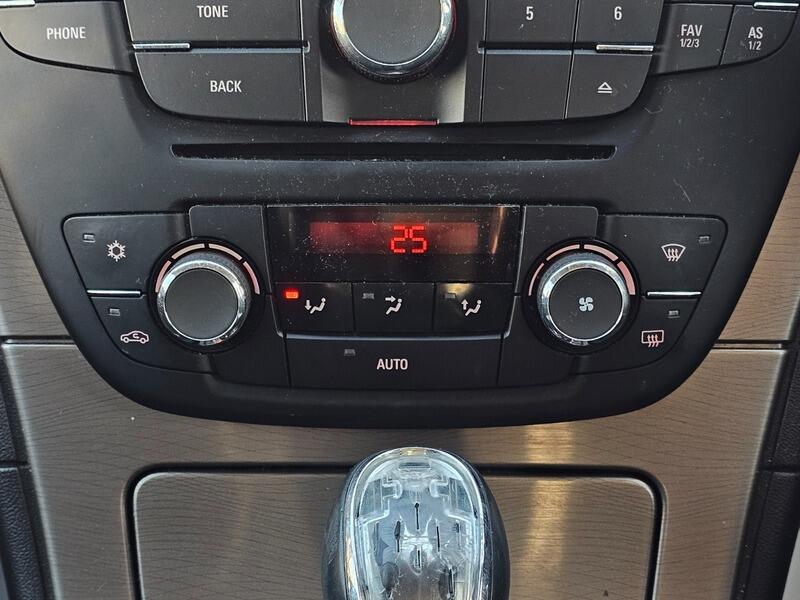 Used Vauxhall Insignia 2012 for sale - 77839044: Photo 21