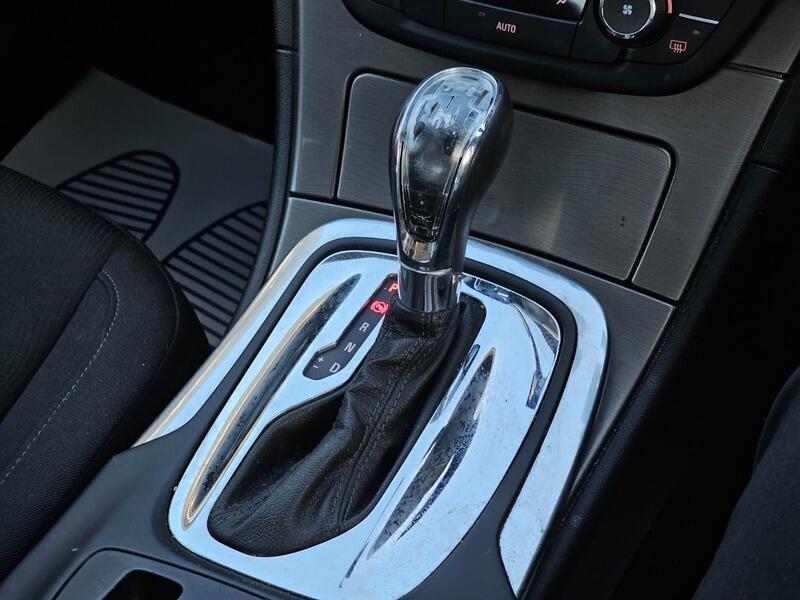 Used Vauxhall Insignia 2012 for sale - 77839044: Photo 28