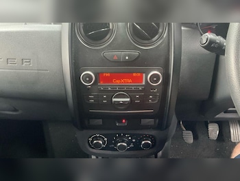 Used Dacia Duster 2017 for sale - 79248493: Photo