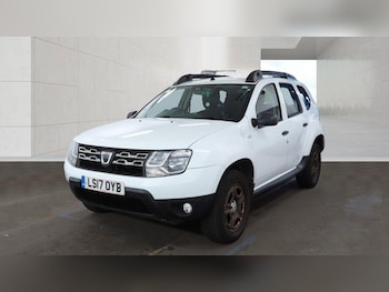 Used Dacia Duster 2017 for sale - 79248493: Photo