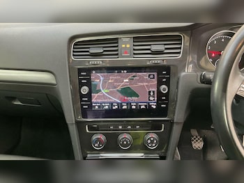 Used Volkswagen Golf 2018 for sale - 76260620: Photo 3