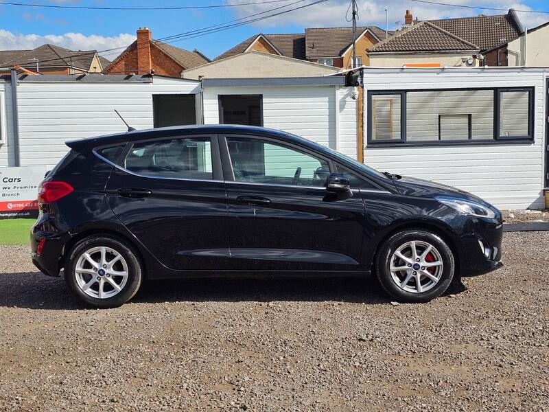 Used Ford Fiesta 2018 for sale - 76200460: Photo 11