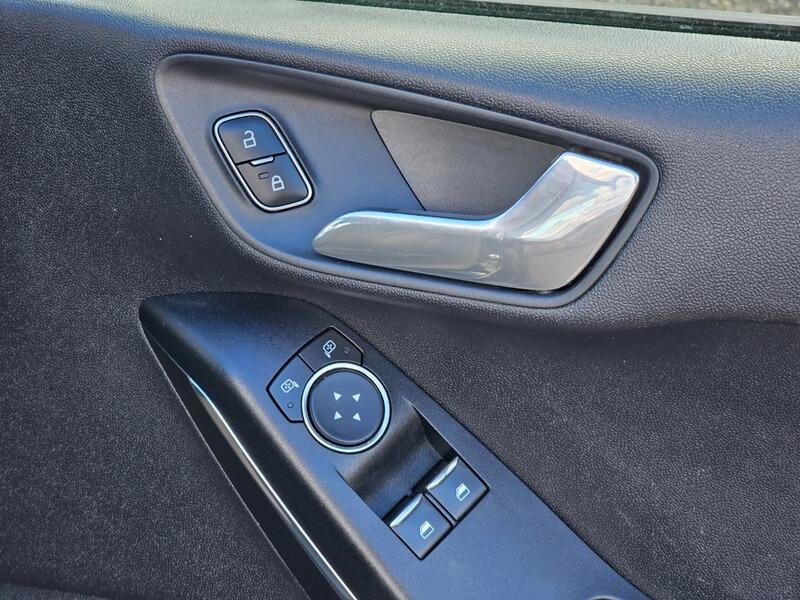 Used Ford Fiesta 2018 for sale - 76200460: Photo 28