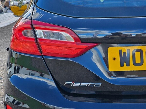 Used Ford Fiesta 2018 for sale - 76200460: Photo 31