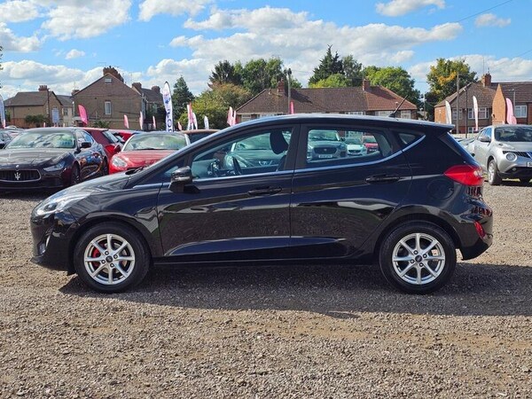 Used Ford Fiesta 2018 for sale - 76200460: Photo 7